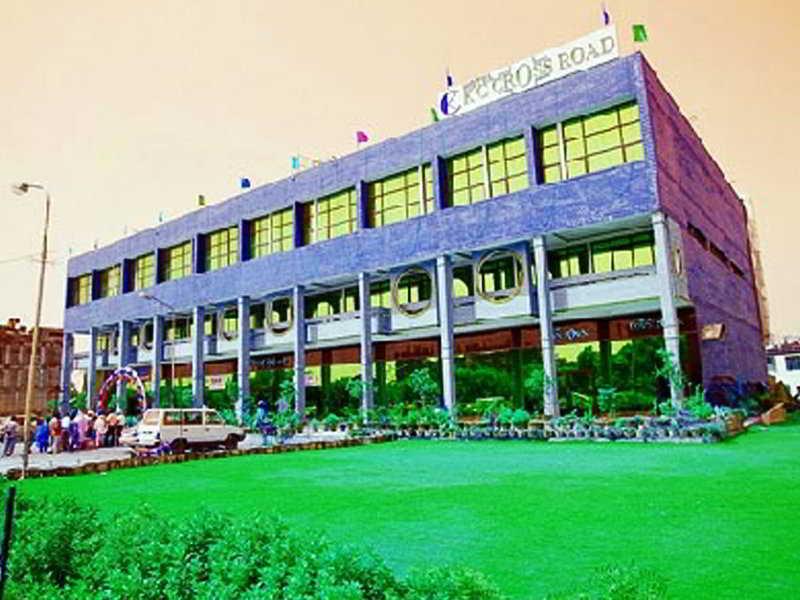 Kc Cross Road Hotel Panchkula Esterno foto